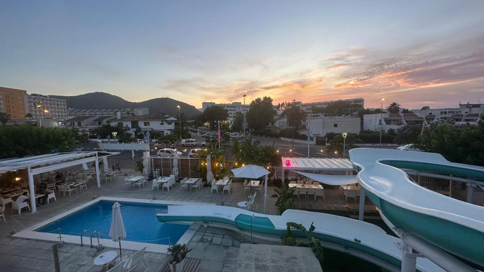 Bonito y relajante apartamento en Puerto Alcudia Exterior foto